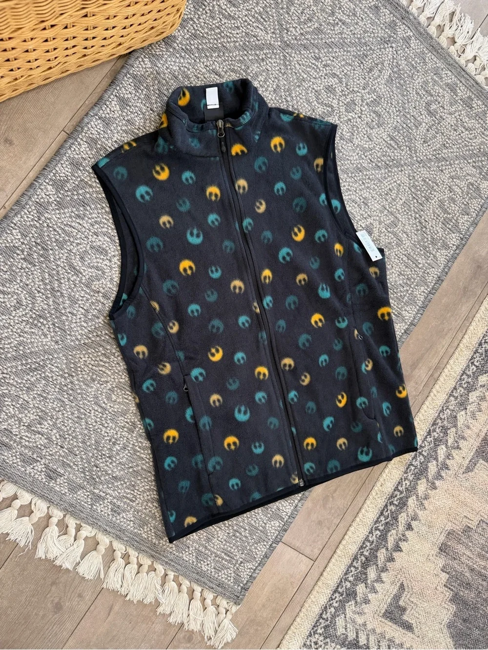 New Disney Star Wars Rebel Polar Fleece Zip Vest Adult Size Medium Allover Logo